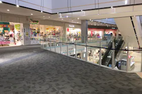 【イオンモール常滑】スカイブリッジC (クローバー前)