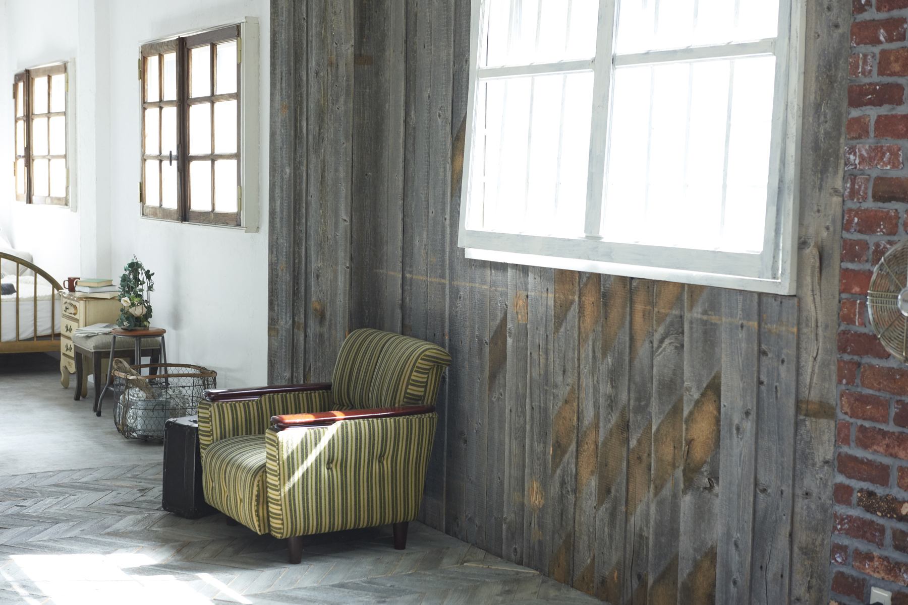 【若林駅8分】ロケや撮影会等の撮影用途、展示会に最適な自然光あふれるハウススタジオ