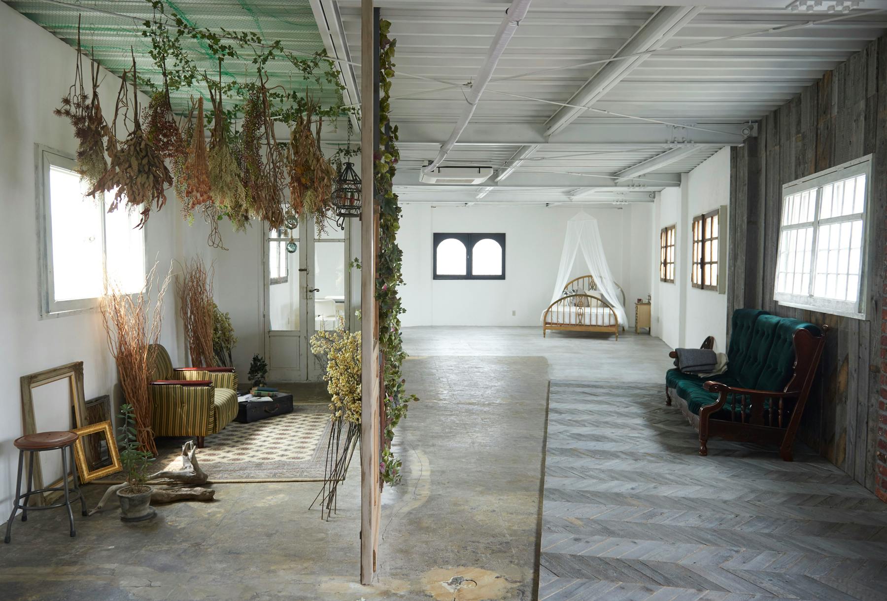 【若林駅8分】ロケや撮影会等の撮影用途、展示会に最適な自然光あふれるハウススタジオ