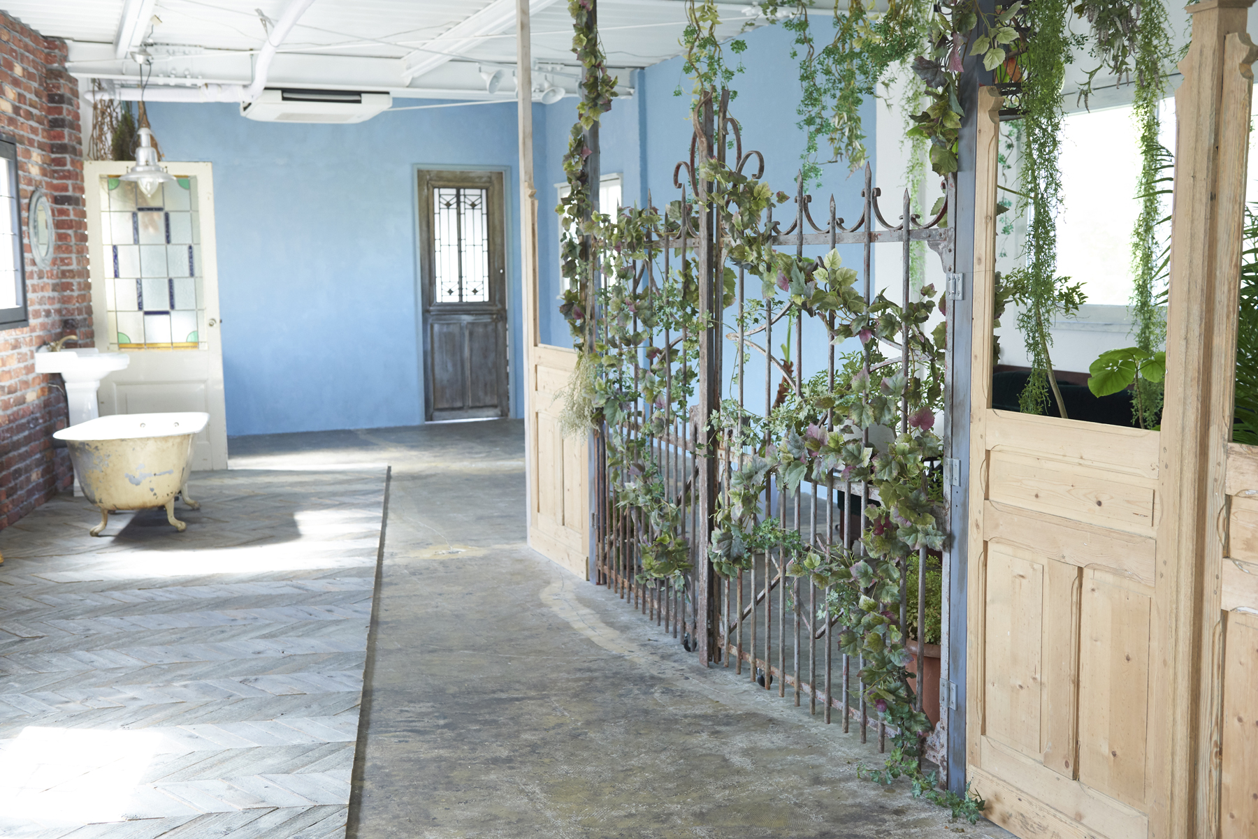 【若林駅8分】ロケや撮影会等の撮影用途、展示会に最適な自然光あふれるハウススタジオ