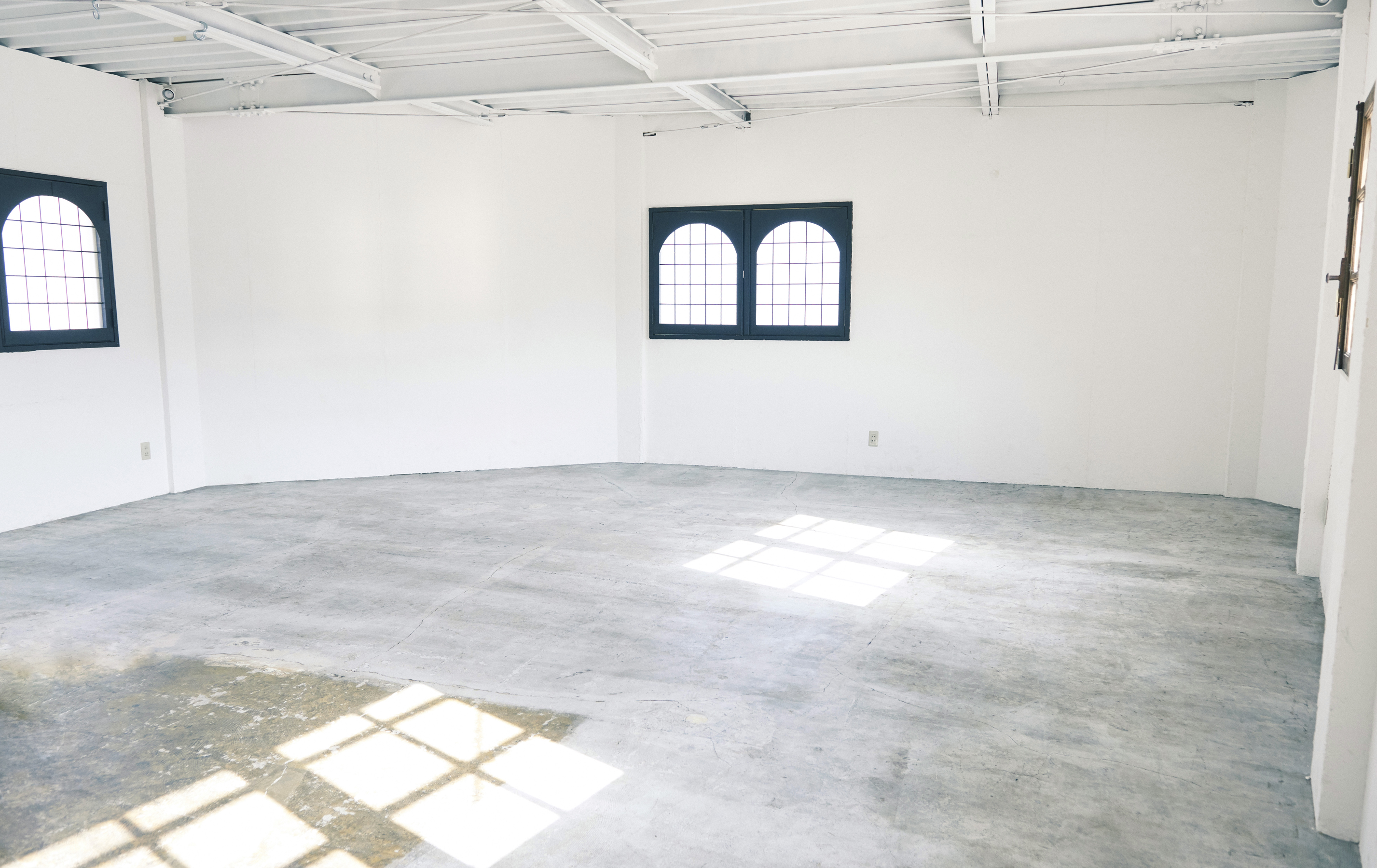 【若林駅8分】ロケや撮影会等の撮影用途、展示会に最適な自然光あふれるハウススタジオ