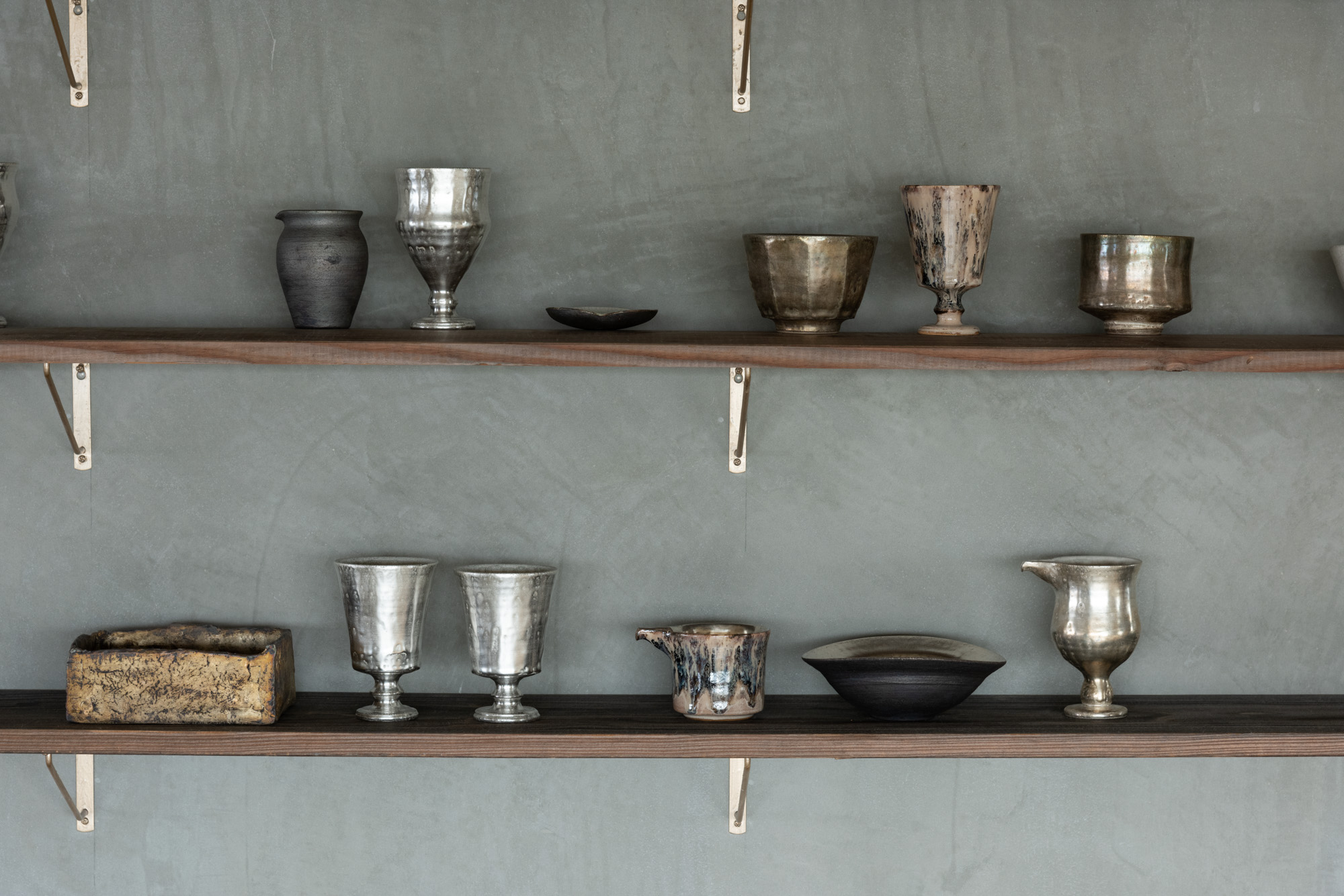 【錦駅10分】アパレルの展示会・受注販売会や個展などのギャラリー用途、ポップアップストアに最適な什器類の充実した琵琶湖のほとりにあるイベントスペース