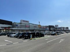 【イオンモール姫路大津】各種プロモーションや物販に最適な2Fグローバルワーク前ブリッジのイベントスペース