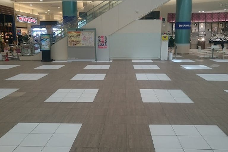 【イオンモール姫路大津】各種プロモーションや物販に最適な1Fオアシスコートのイベントスペースの画像2