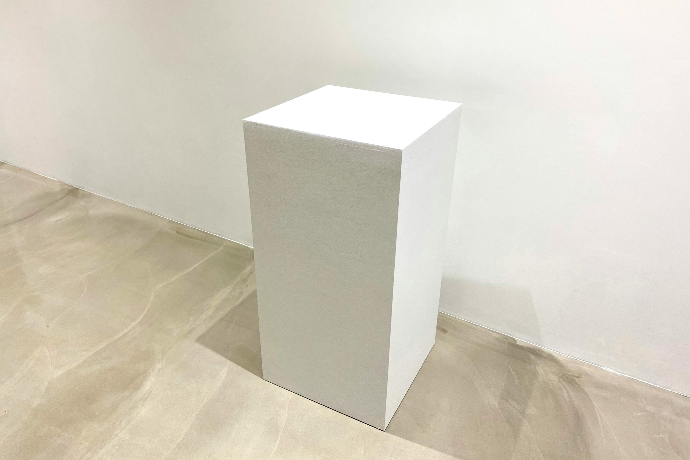 【表参道並木通りから1分/138㎡】展示会・ポップアップ・個展に最適!天井高4.7mの専用エントランスが印象的なギャラリースペース