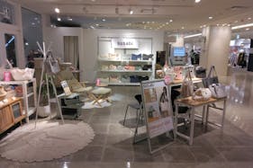 【博多マルイ】3階 カレンダリウムD01【物販・PRイベント】エスカレーター横の人通りの多いスペース