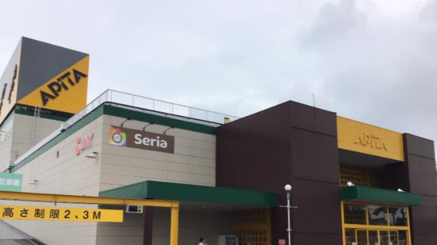 【アピタ高崎店】販促プロモーションや食物販に最適な1Fフードスクエア前のイベントスペースの画像