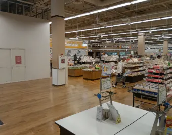 【イオンスタイル矢巾】イートインスペース前 販促プロモーションや物販に最適なスーパー店内催事イベントスペース