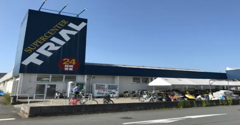 【スーパーセンタートライアル宝来店】キッチンカー(調理営業)出店限定/屋外スペース