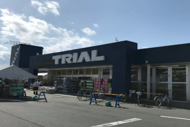 【スーパーセンタートライアル宝来店】キッチンカー(調理営業)出店限定/屋外スペース