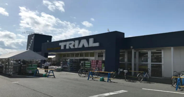 【スーパーセンタートライアル宝来店】キッチンカー(調理営業)出店限定/屋外スペース