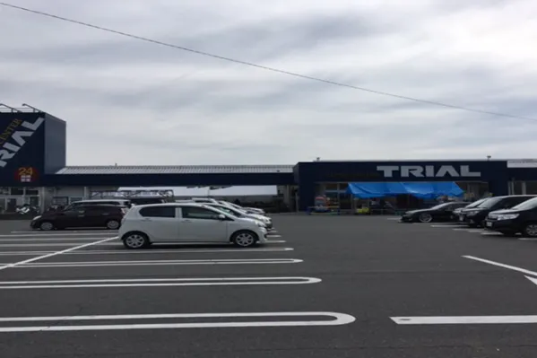 【スーパーセンタートライアル宝来店】キッチンカー(調理営業)出店限定/屋外スペース