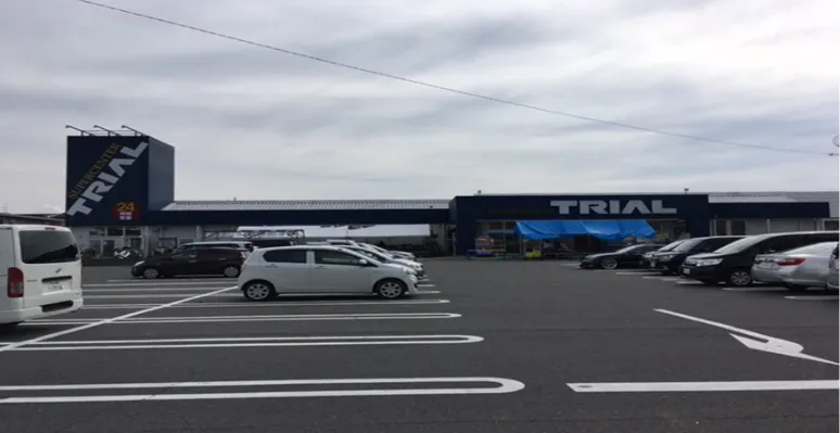 【スーパーセンタートライアル宝来店】キッチンカー(調理営業)出店限定/屋外スペース