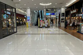 【イオンモール京都五条】1F 専門店南入口