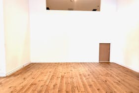 【北新地駅1分】展示会やポップアップストアに適した北新地駅目の前の路面イベントスペース