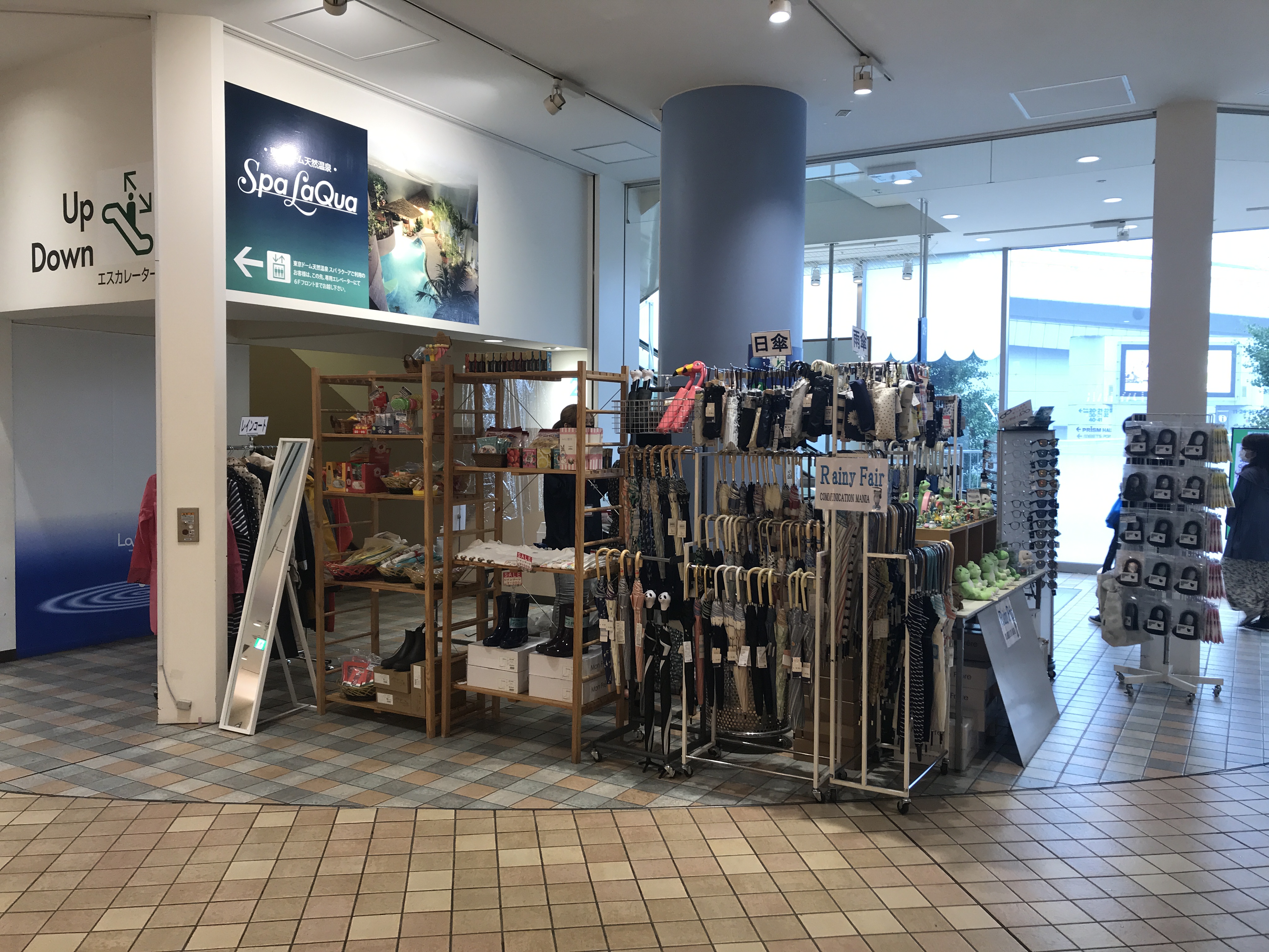 【東京ドームシティ ラクーア】小売り催事出店に適した2F正面入口のエントランススペース の画像9