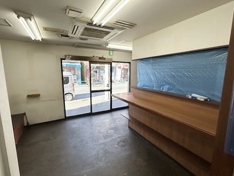 【鷺ノ宮駅1分】物販や食物販におすすめ！鷺ノ宮エリアの中杉通り沿いにある路面レンタルスペースの画像