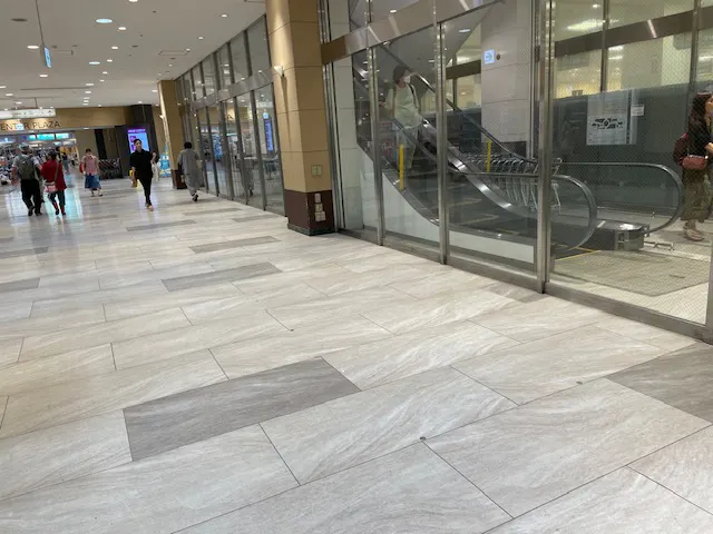 【イオンモール北大路】1F・北モール②(南側)の画像