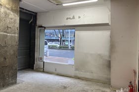 【三宮高架商店街 ピアザkobe 海側No.67】ポップアップストアや販売促進イベントに最適な高架下商店街内のイベントスペース