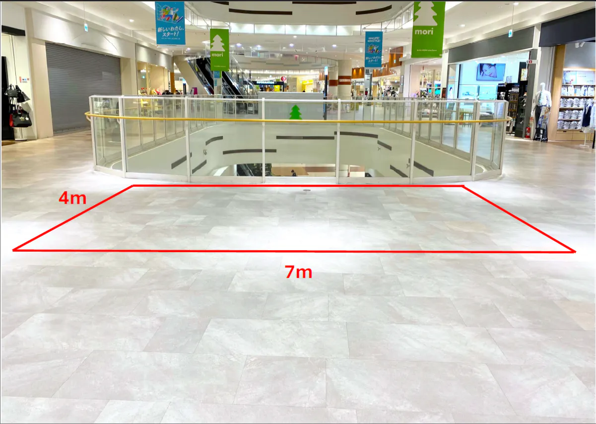 【イオンレイクタウンmori*】2F　花の広場北側ブリッジ③の画像