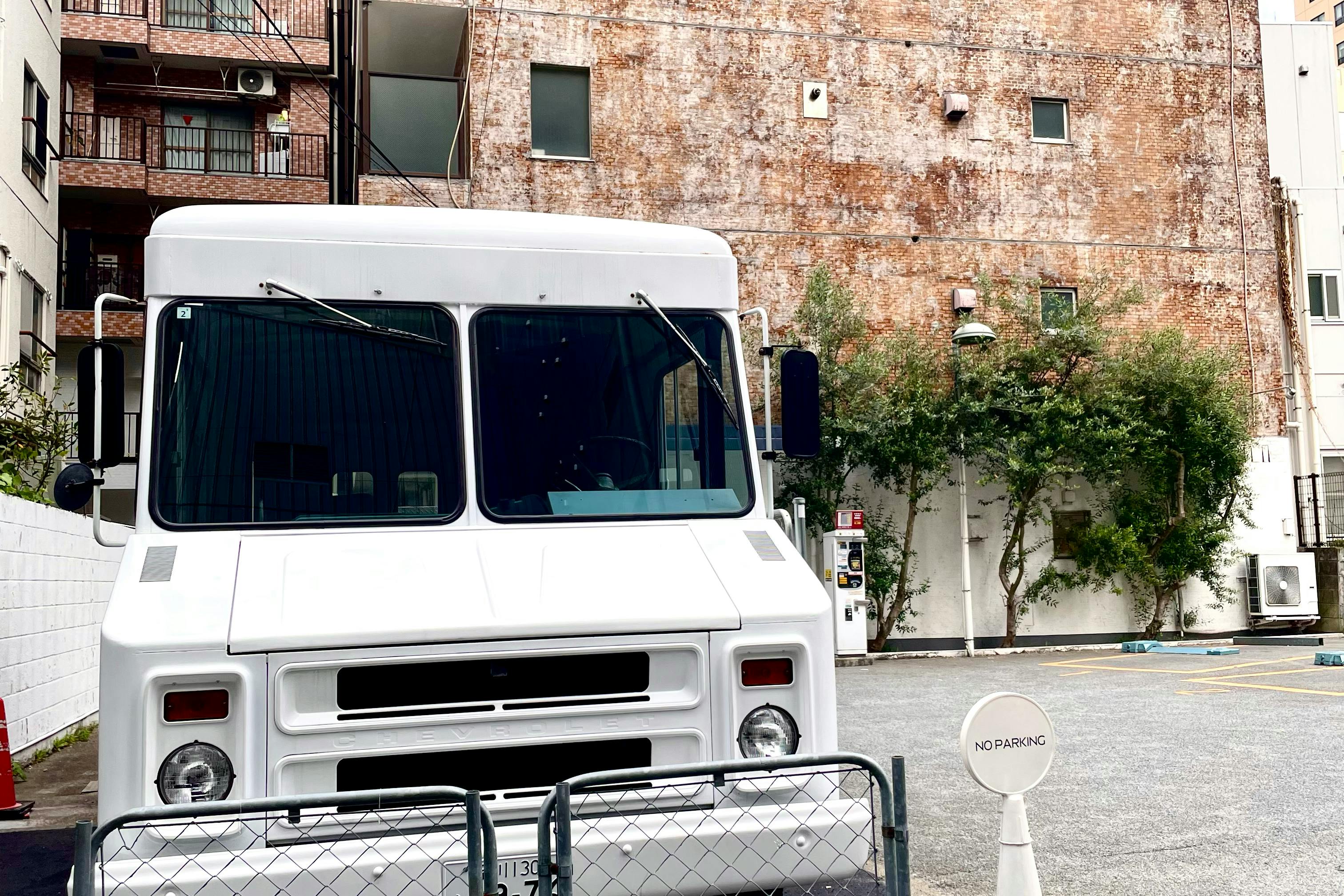 【恵比寿駅5分】アパレル展示会やポップアップストアに最適な7mステップバンを活用したポップアップイベントスペース