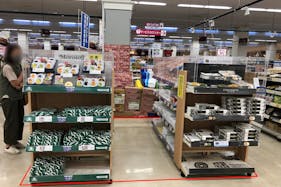 【イオンつがる柏店】プロモーションイベントや各種物販に最適な人通りの多い1階食品売り場前のイベントスペース