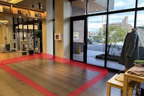 【TSUTAYA和白店】物販やプロモーションの実施可能な店内入口付近イベントスペース①