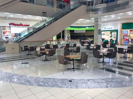 【イオンモール直方】1F リリーコートの画像