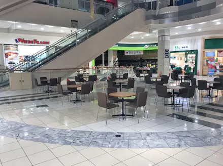 【イオンモール直方】1F リリーコートの画像