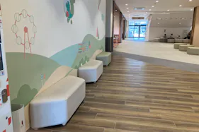 【SOCOLA所沢】1階レストスペース 物販、食物販のポップアップストアや販促プロモーションに最適な催事イベントスペース