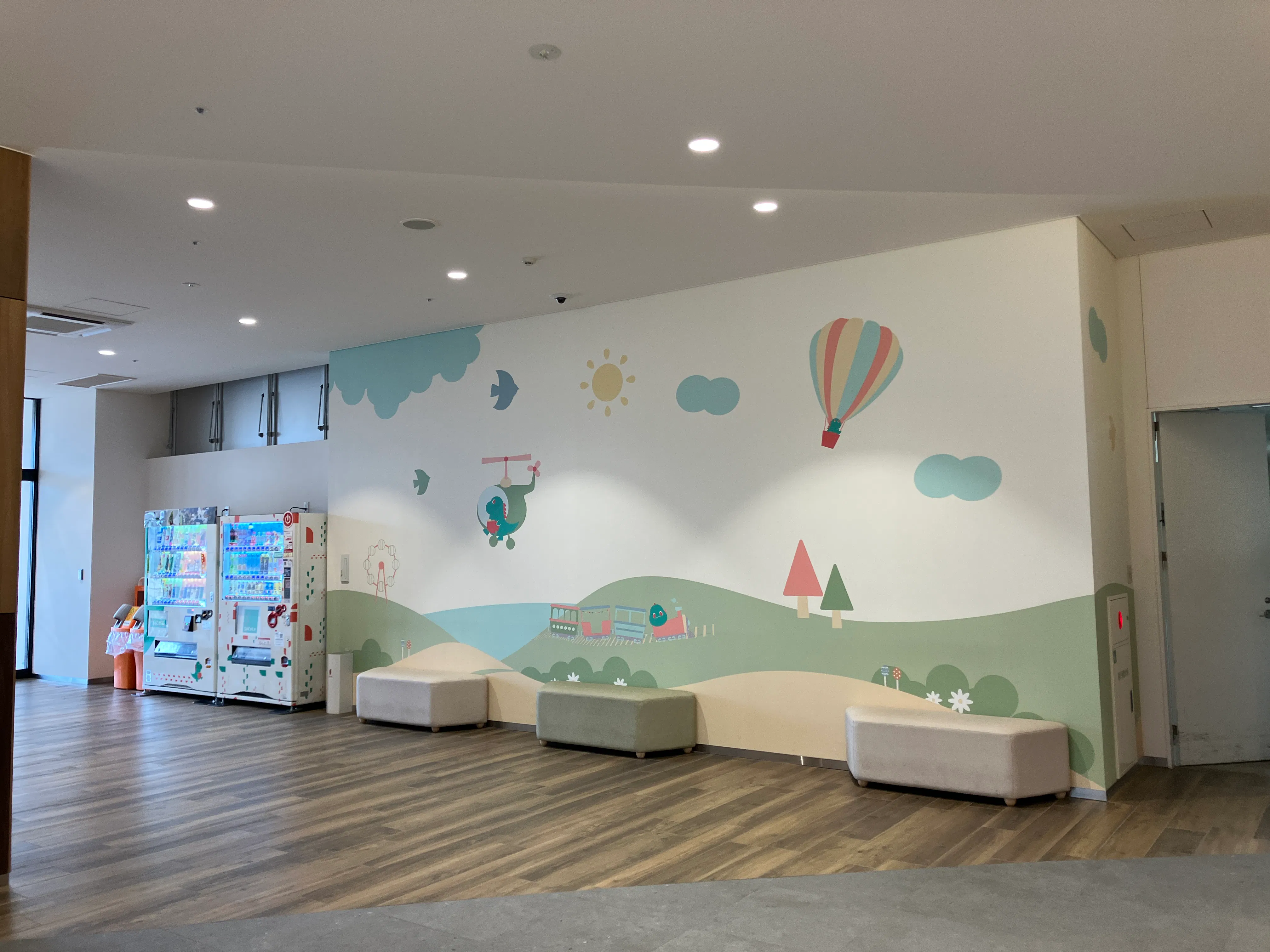 【SOCOLA所沢】1階レストスペース 物販、食物販のポップアップストアや販促プロモーションに最適な催事イベントスペース