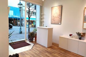 【阪急神戸三宮駅10分】ポップアップストアや展示会に最適な路面に面した視認性抜群のレンタルスペース