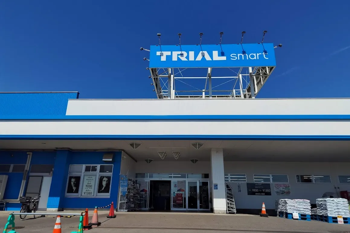 【スーパーセンタートライアル北美原店】キッチンカー(※煙が出る催事不可)