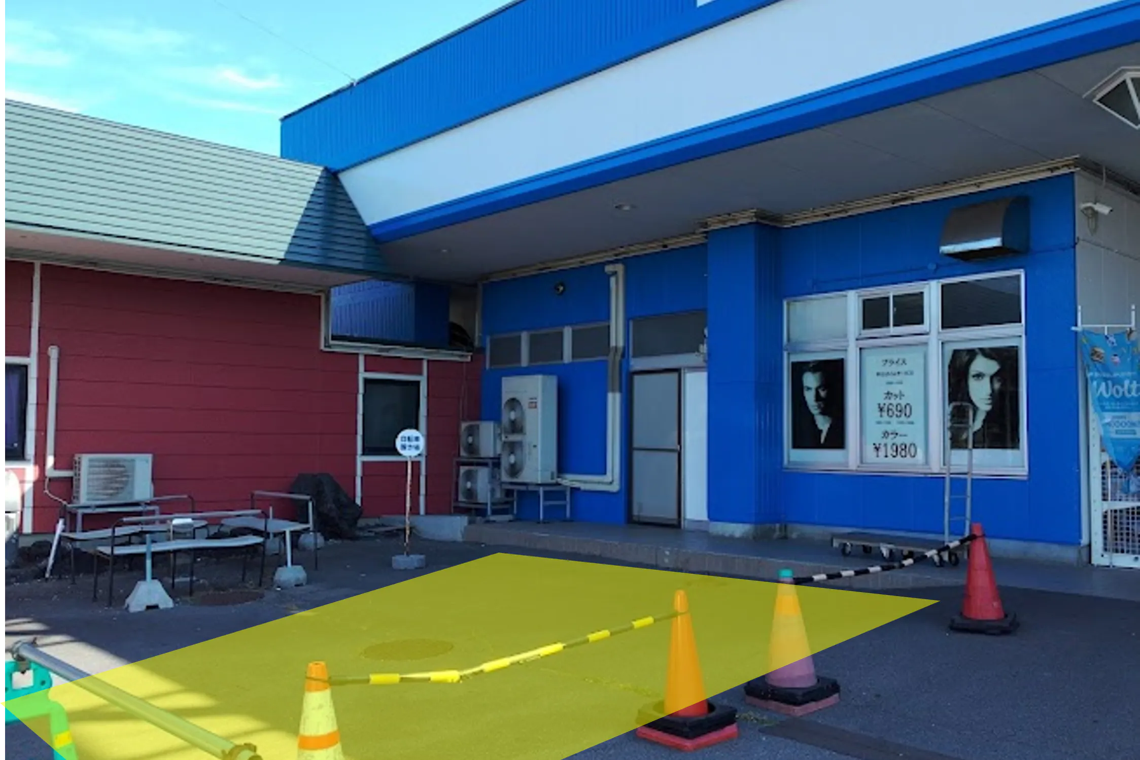 【スーパーセンタートライアル北美原店】キッチンカー(※煙が出る催事不可)