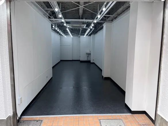 【学芸大学駅1分】ポップアップストアやプロモーションに最適な昔ながらのお店が多い「東口商店街」に面した貸店舗スペース①