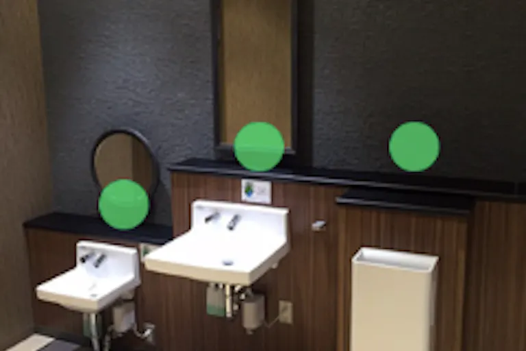 【イオンモール神戸南】モール内広告 化粧室の画像2