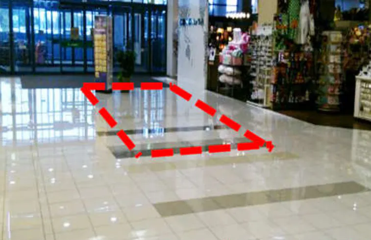 【イオンモール明和*】1F 専門店北入口イベントスペース