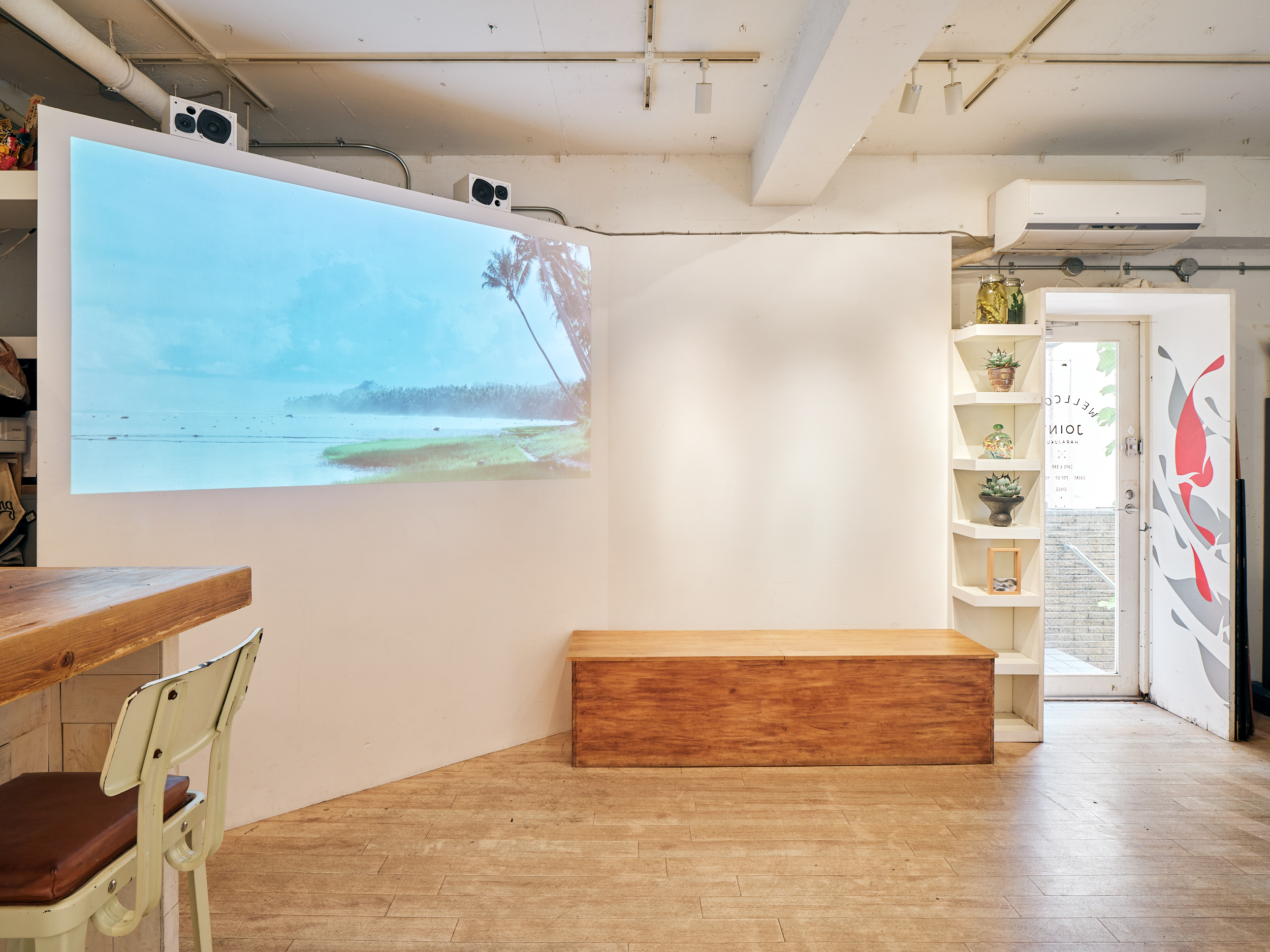 100インチプロジェクター