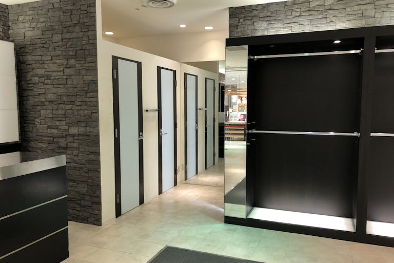 【八王子オクトーレ】ファッションブランドのポップアップストアや展示会に活用できる複合商業施設の導入階のイベントスペースの画像5