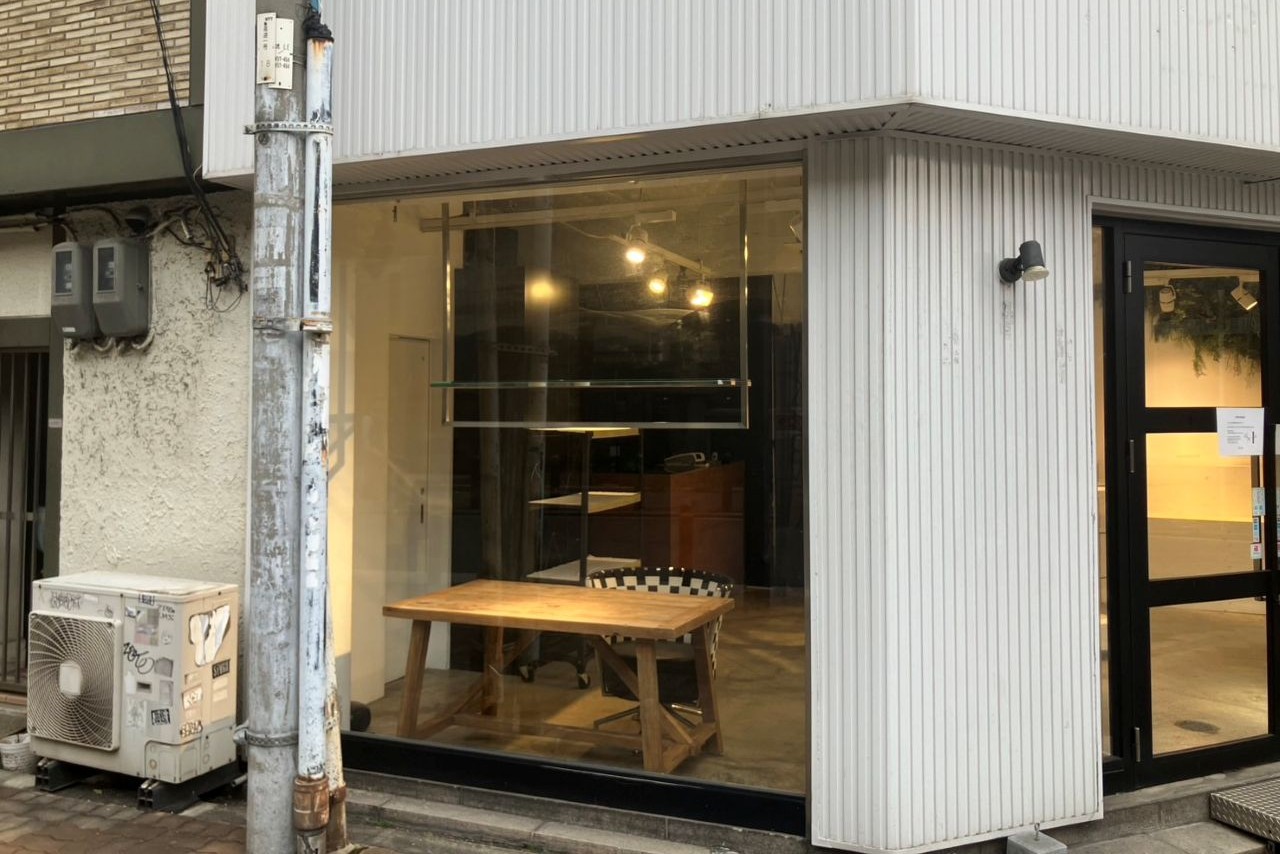 【四ツ橋駅4分】複数駅からアクセス可能！新町エリアにある展示会やポップアップストアに最適な白壁の路面イベントスペース