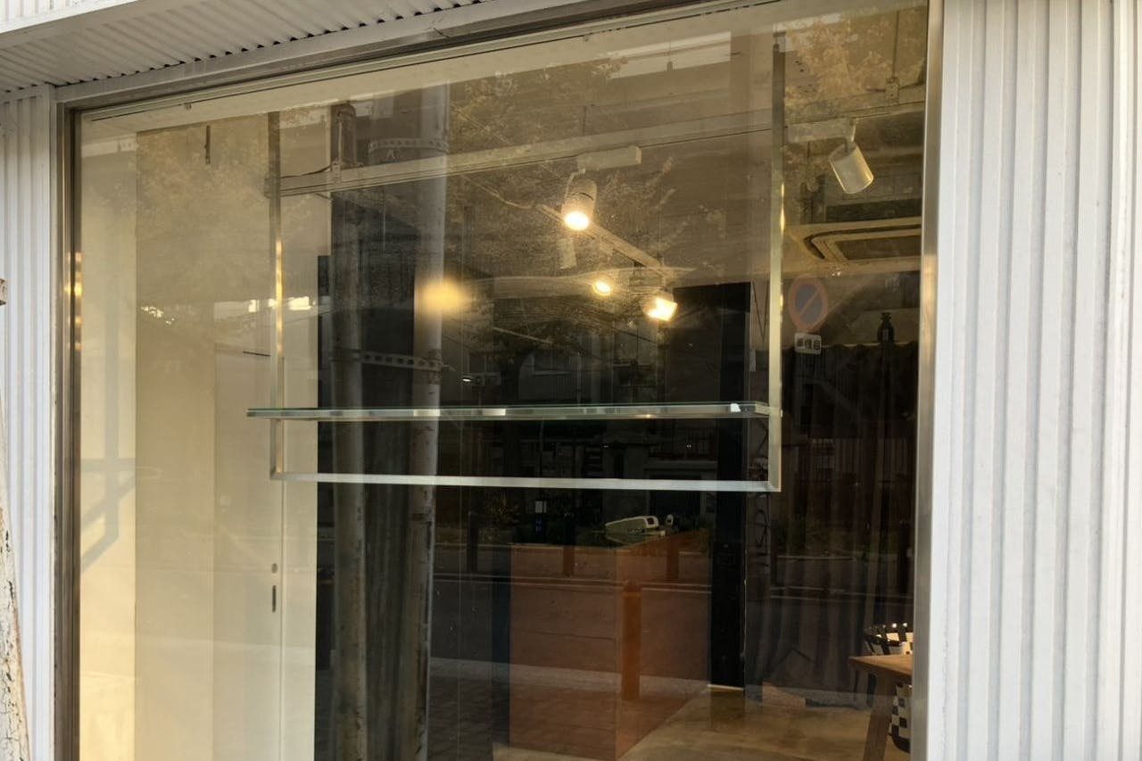 【四ツ橋駅4分】複数駅からアクセス可能!新町エリアにある展示会やポップアップストアに最適な白壁の路面イベントスペース