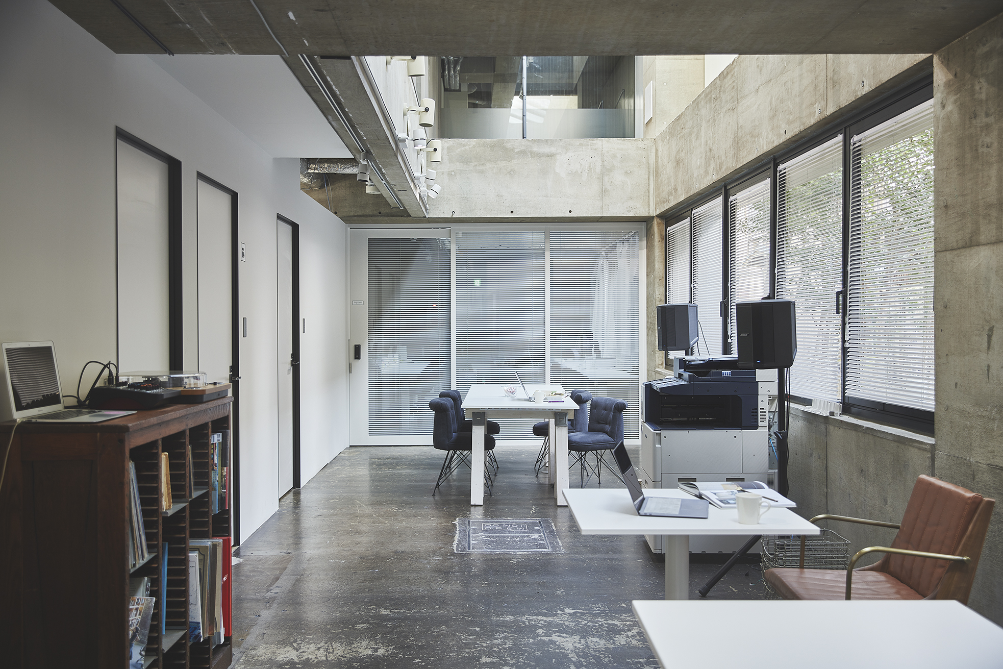 【鮫洲駅3分】シェアオフィスや展示会の際の同時利用スペース、撮影等に最適な一棟利用も可能なイベントスペース(1F)