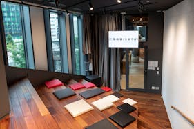 【渋谷アクシュ 階段室(たまりば)/渋谷駅5分】2024年7月にOPENした渋谷アクシュ内の階段型ユニークスペース。PRイベントやポップアップストア・ セミナーなど幅広くご利用いただけます。