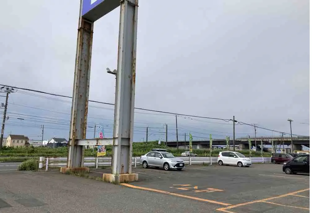 【ダイナム苫小牧店ゆったり館】キッチンカーやプロモーションに最適なアミューズメント施設のイベントスペース(駐車場)