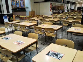 【イオンモール岡山】モール内広告 フードコート