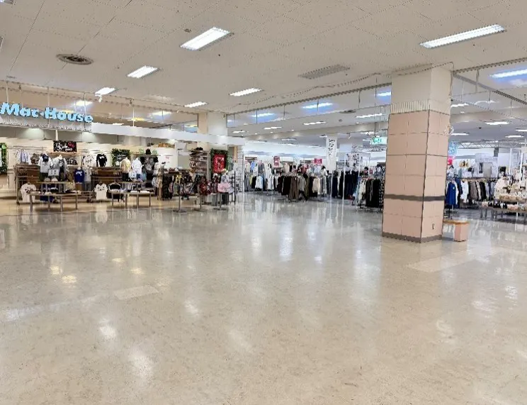 【イオン白河西郷店】マックハウス前 販促プロモーションや物販に最適なスーパー店内催事イベントスペース