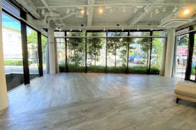 【表参道駅3分】自然光溢れるシンプルでハイセンスな空間で、ポップアップ、コスメ、ギャラリー、パーティー、展示会最適