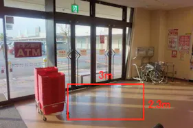 【マックスバリュ天王店】風除室 販促プロモーションや物販に最適なスーパー店内催事イベントスペース