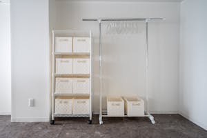 【鶴見市場駅8分】調理器具も充実した清潔感溢れるレンタルキッチン