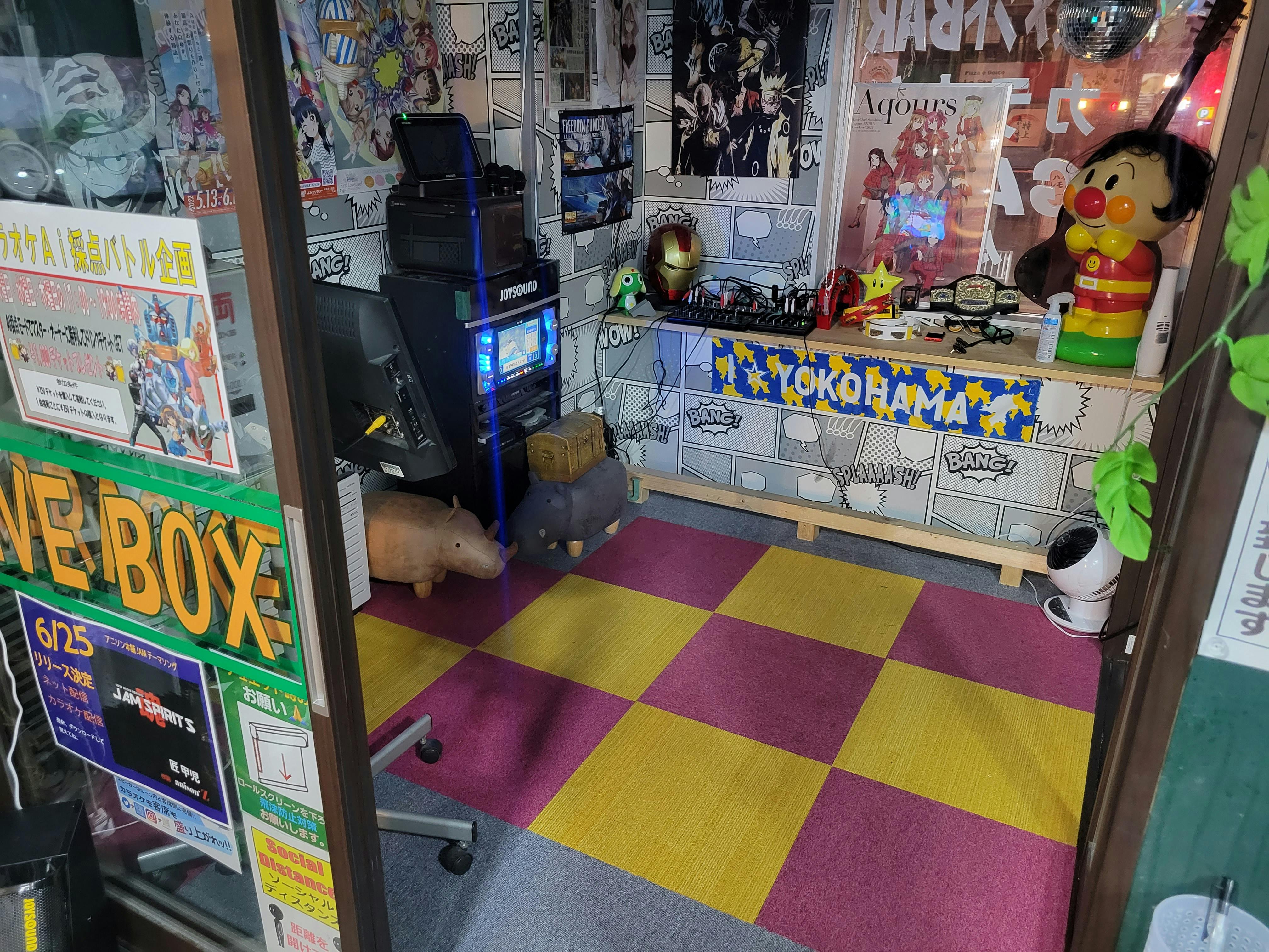 カラオケスペース